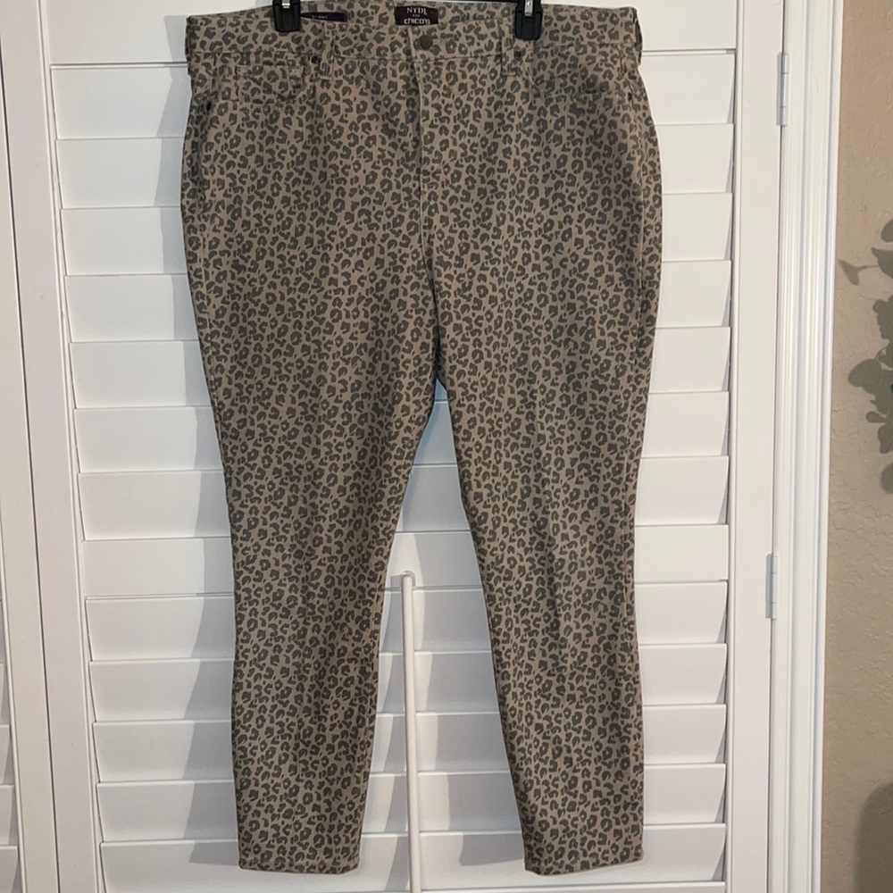 EUC Cheetah print skinny jeans - lift & tuck technology